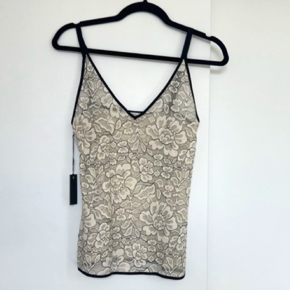 Aritzia Babaton Lace Top, size XS, NWT